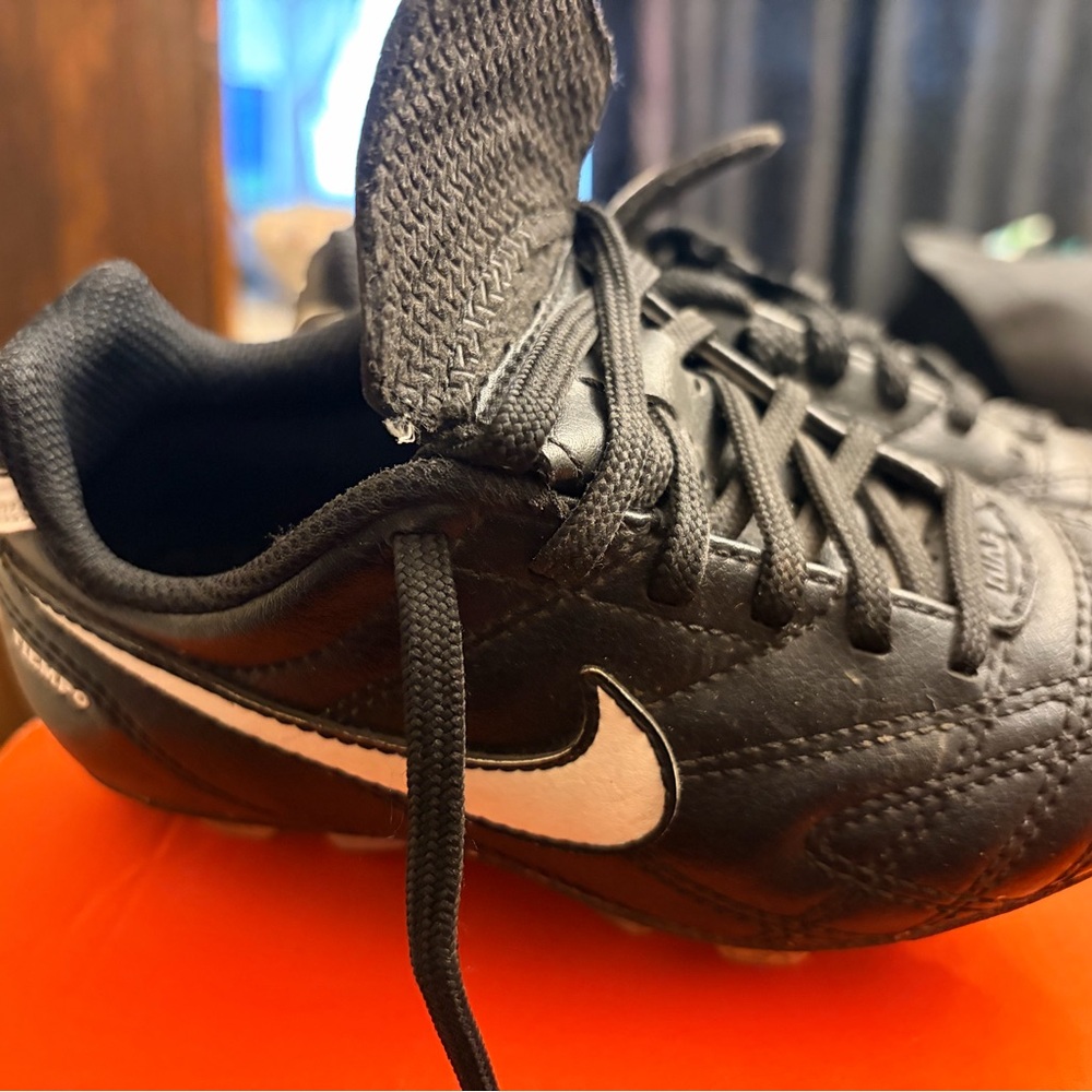 Nike Tiempo Kids Soccer Cleats – Size 10C (Black/White)